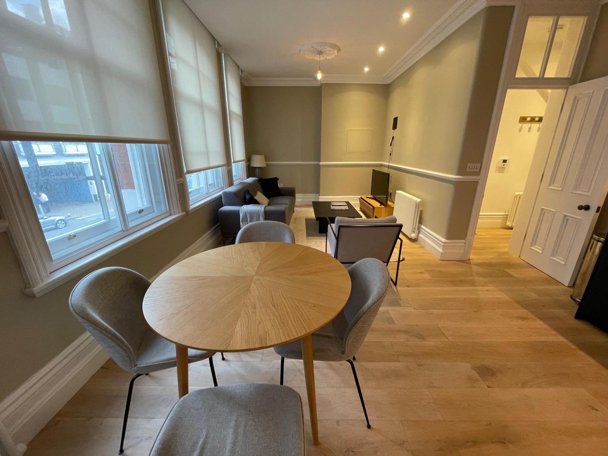 1 Bedroom In Farringdon Londra